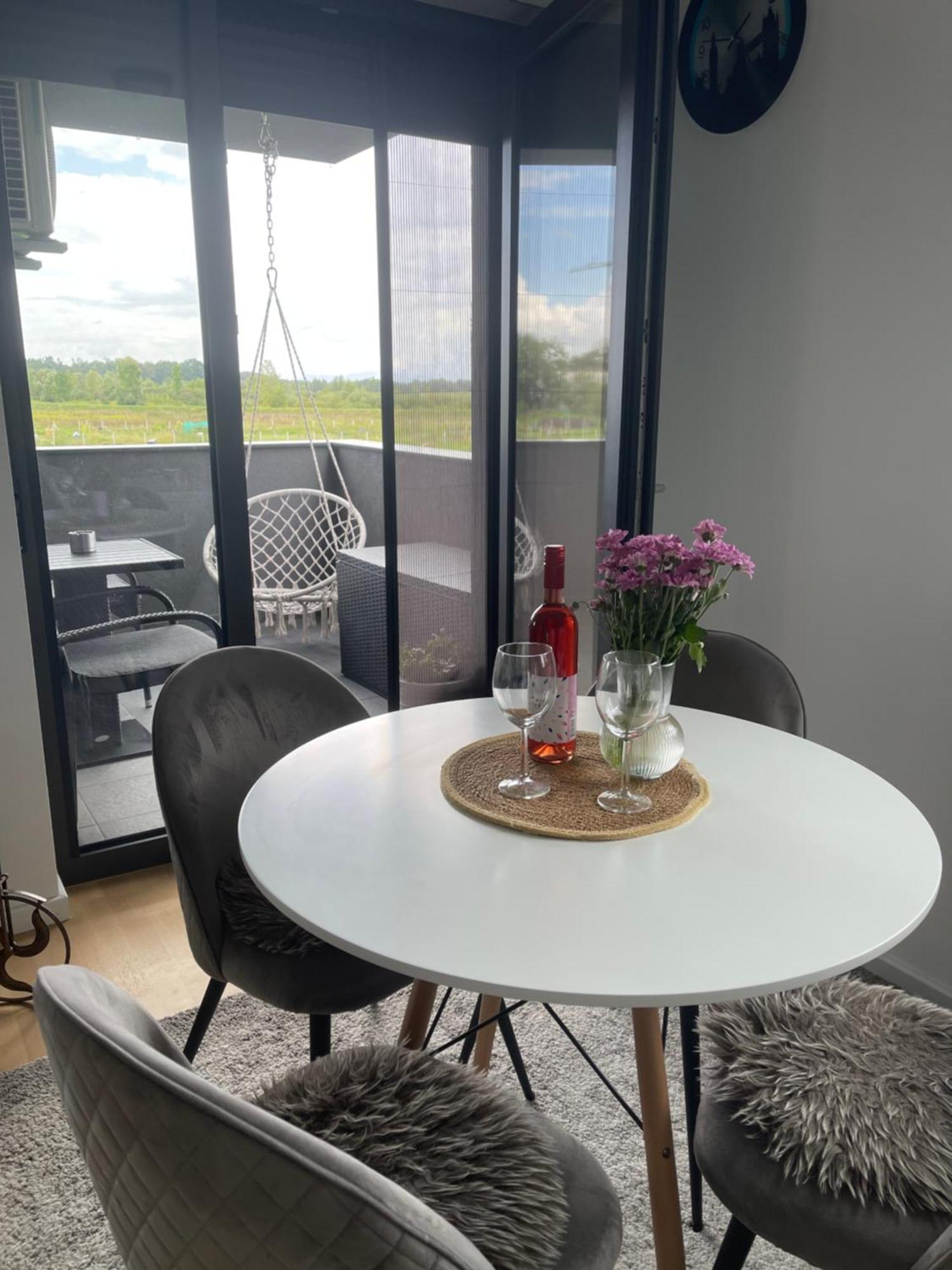 Luna,Central,Self-Check In,Ac,Wi-Fi, Washer,Free Parking Zapresic Luaran gambar
